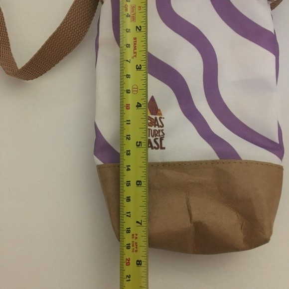 Little Brownie Bakers You’re Totes Amazing Samoas Adventures Please Crossbody - Picture 3 of 3